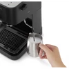 DeLonghi EC235.BK presszókávéfőző 15 bar, 1L víztartály, 1 és 2 személyes kivitel, őrölt kávé és E.S.E. pod