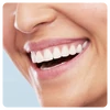 ORAL-B Pro 2 2500 Elektromos Fogkefe (CrossAction fejjel + utazótok)