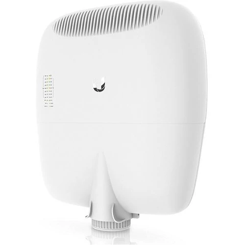 UBiQUiTi Router - EP-R8 - EdgePoint Router 6 GbitLAN, 2 RJ45/SFP Port, L3, WISP Control, kültéri PoE